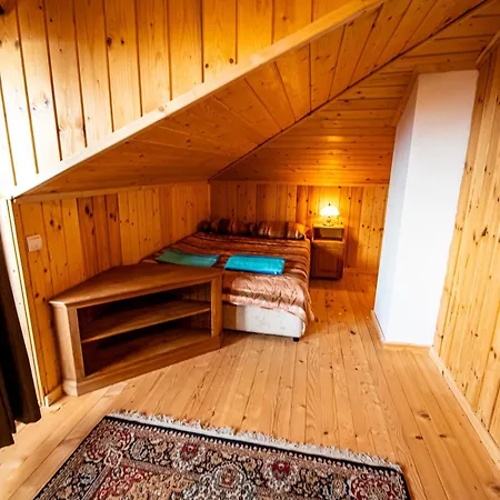 Villa Apriltsi Hills *