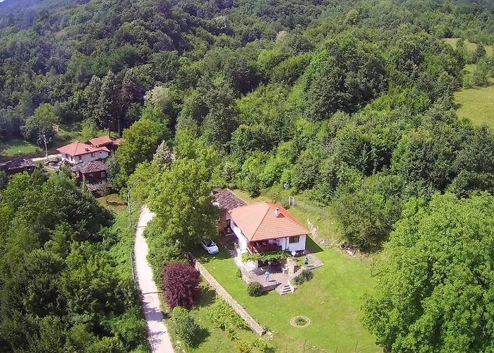 Apriltsi Hills * 阿普里尔齐